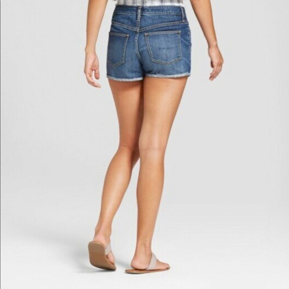 Universal Thread High Rise Shorts - Picture 2 of 8